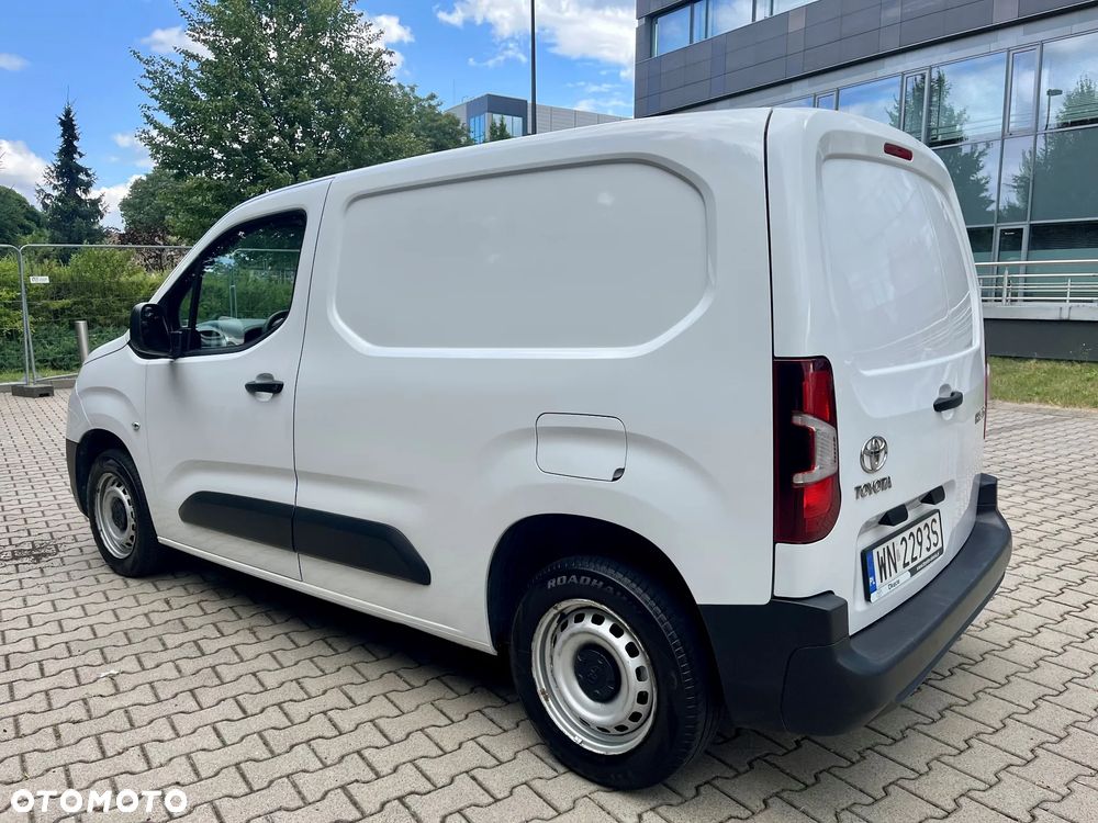 Toyota ProAce Kombi D-4D Medium 2,6t - 3