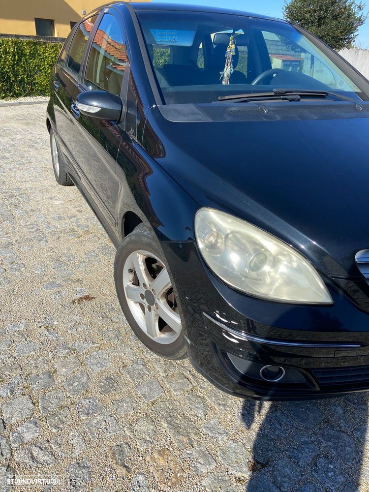 Mercedes-Benz B 150 Standard - 4