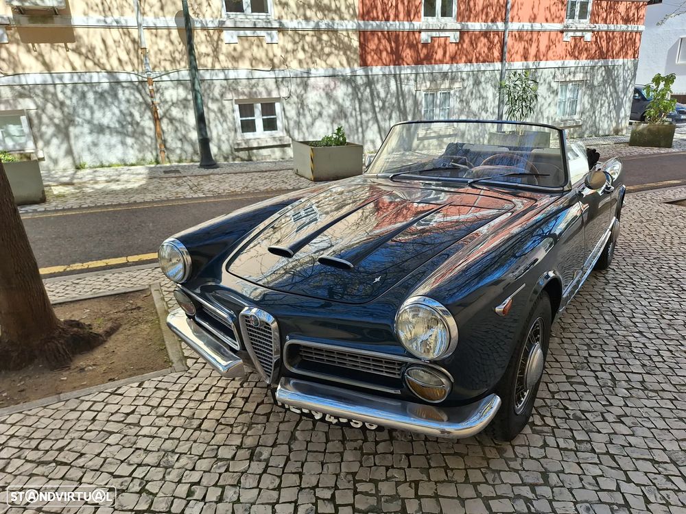 Alfa Romeo Spider - 2