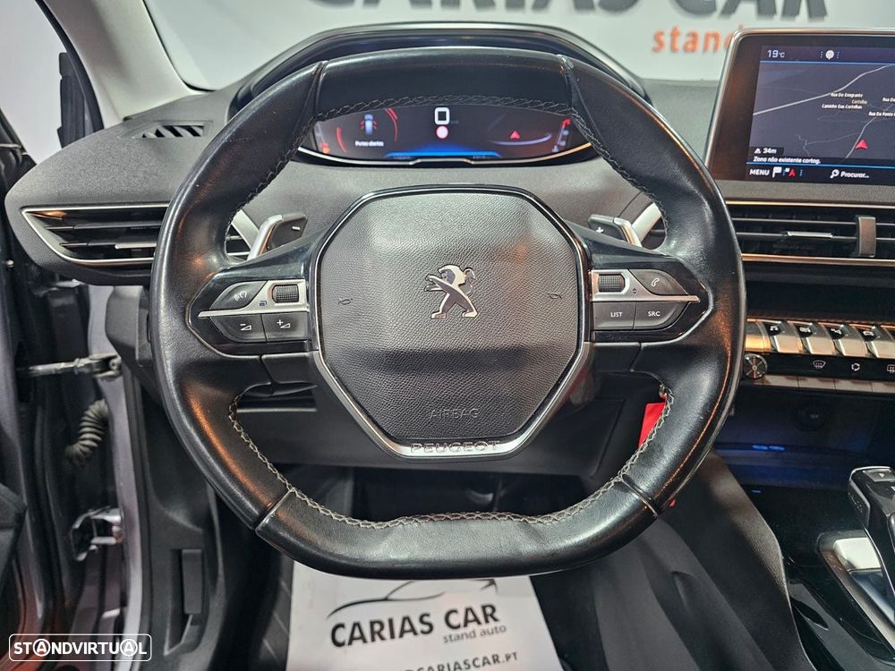 Peugeot 5008 1.5 BlueHDi Allure EAT8 - 17