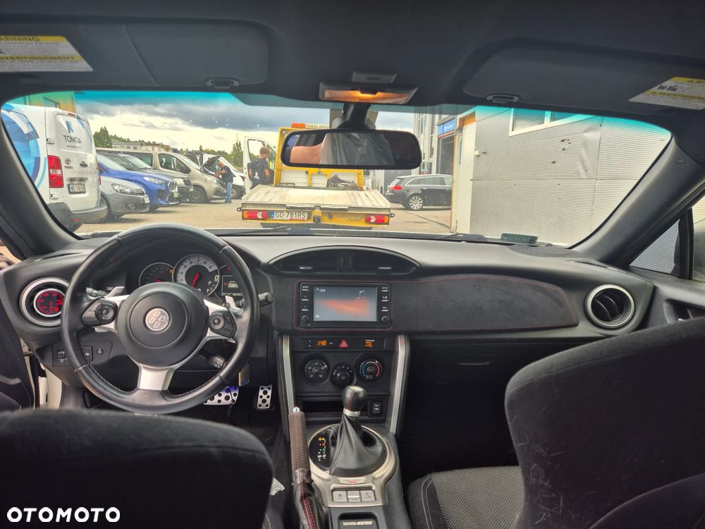 Toyota GT86 2.0 Premium - 13