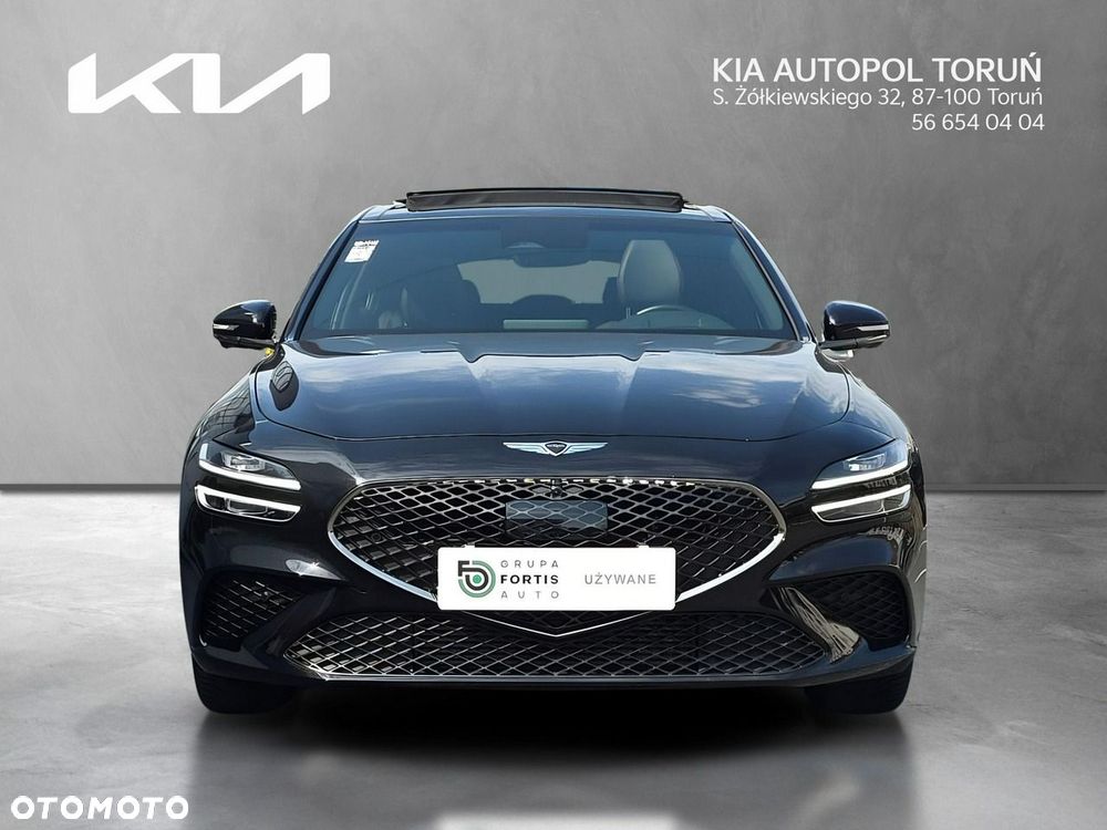 Genesis G70 - 8