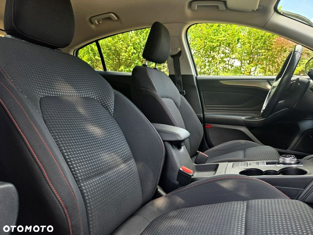 Ford Focus 1.5 EcoBlue Start-Stopp-System ST-LINE - 7