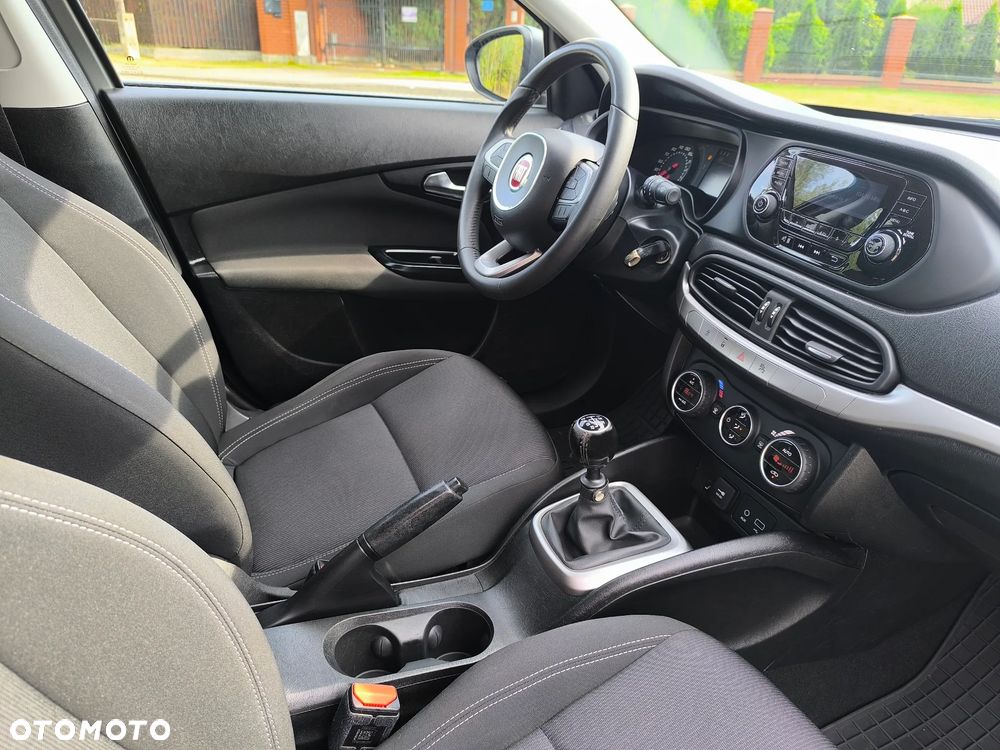 Fiat Tipo 1.4 16v Mirror - 16