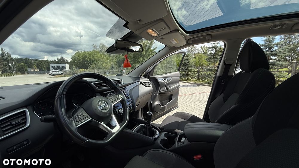 Nissan Qashqai 1.3 DIG-T N-Connecta - 6