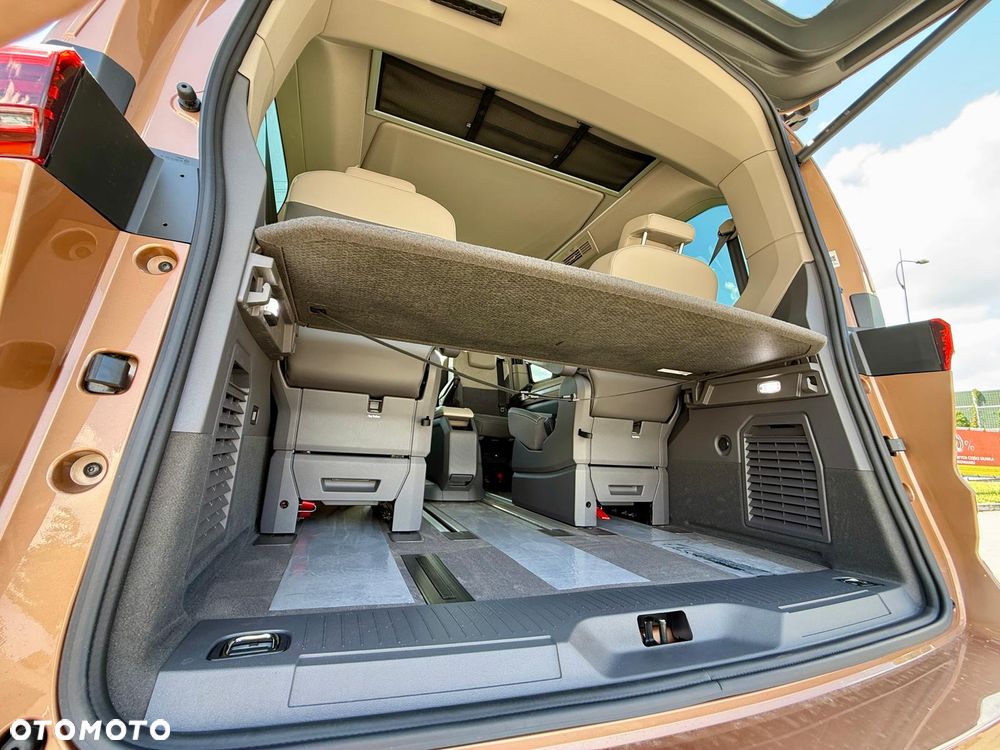 Volkswagen California - 34
