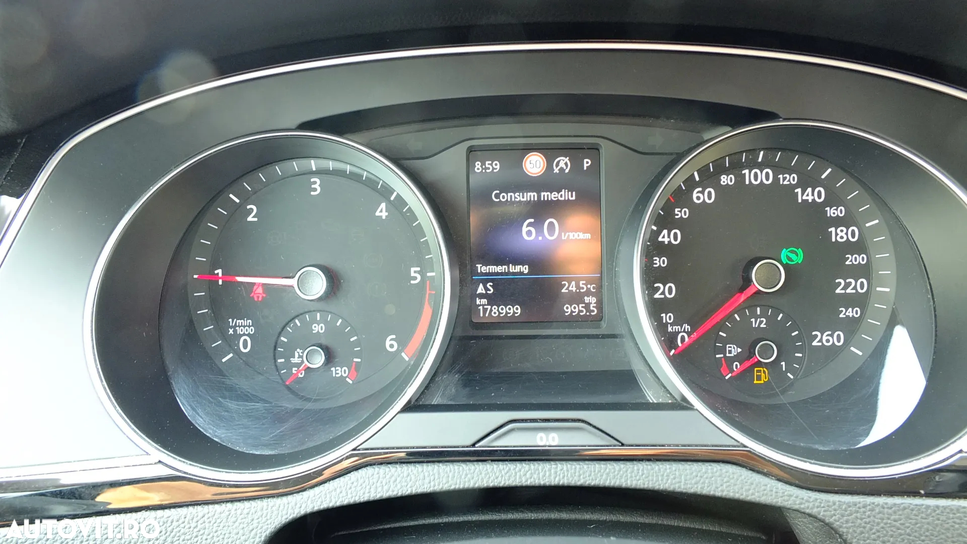 Volkswagen Passat Variant 2.0 TDI DSG Comfortline - 10