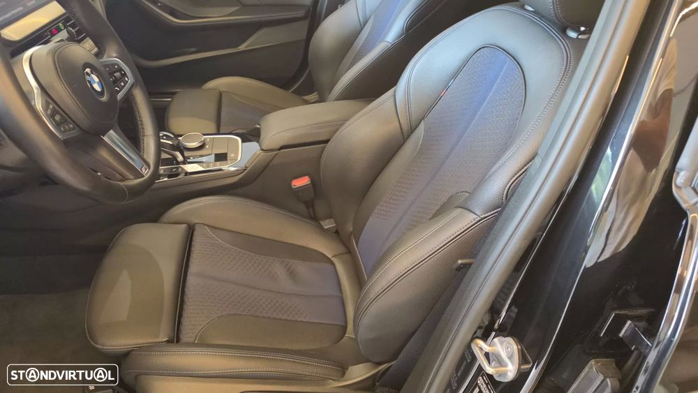 BMW 116 d Pack Desportivo M Auto - 36