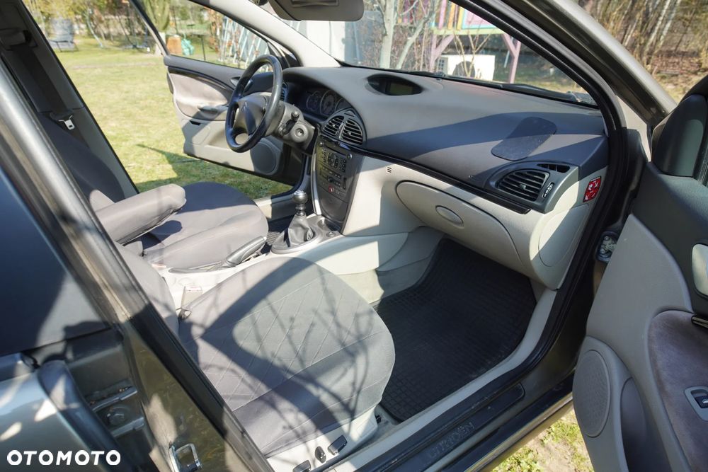 Citroën C5 2.0 HDi Exclusive - 6