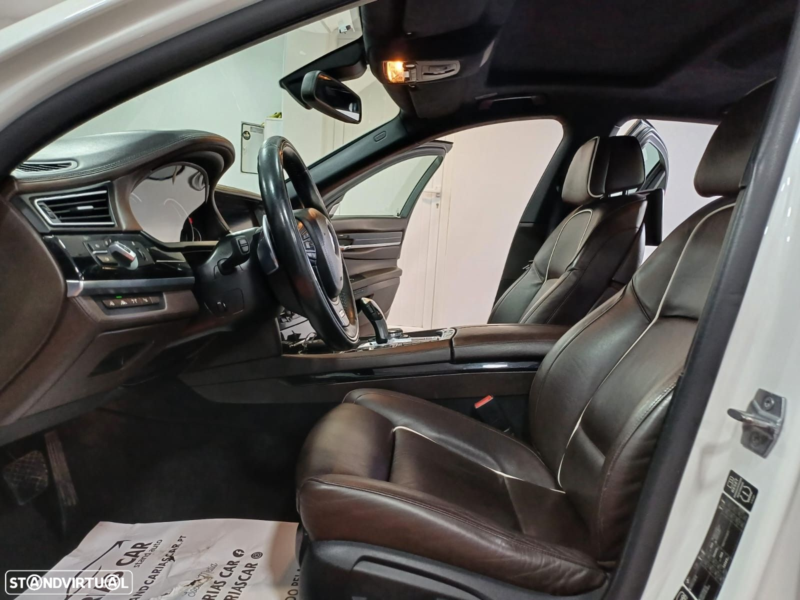 BMW 740 d xDrive Pack M - 12