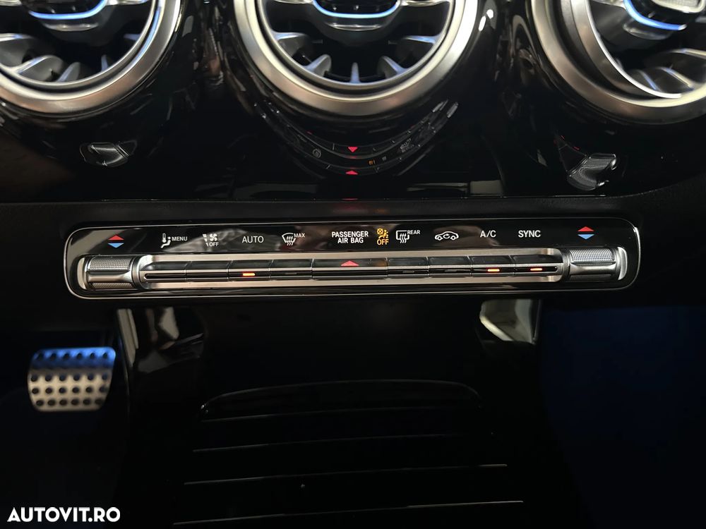 Mercedes-Benz CLA 220 - 20