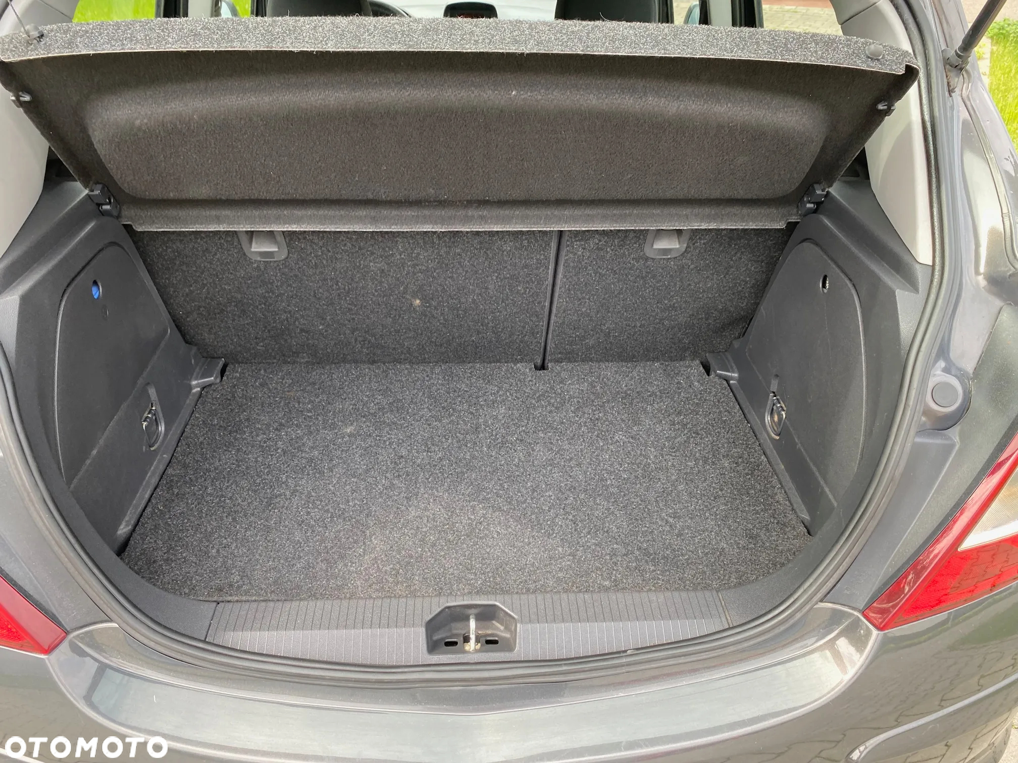 Opel Corsa 1.2 16V Cosmo - 14