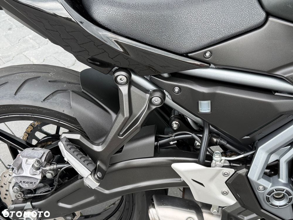 Kawasaki Z 650 - 13