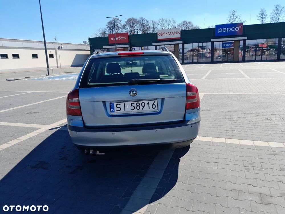 Skoda Octavia 2.0 FSI Elegance - 5