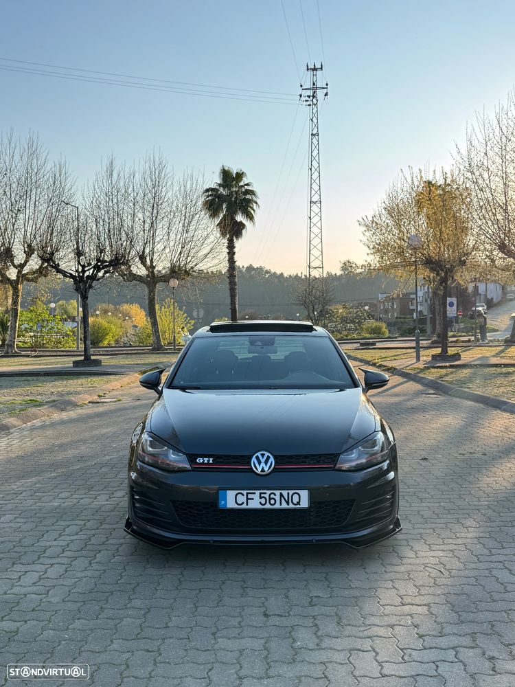 VW Golf 2.0 TSi GTi DSG Performance - 14