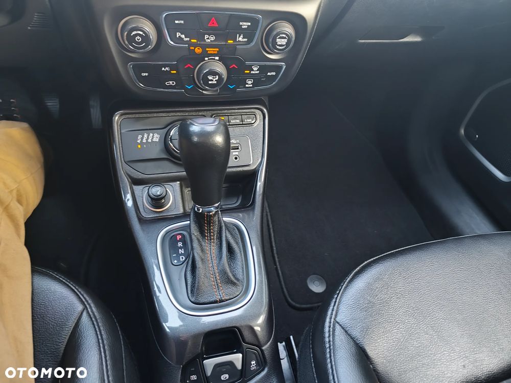 Jeep Compass 1.3 T4 PHEV 4xe Longitude S&S - 20