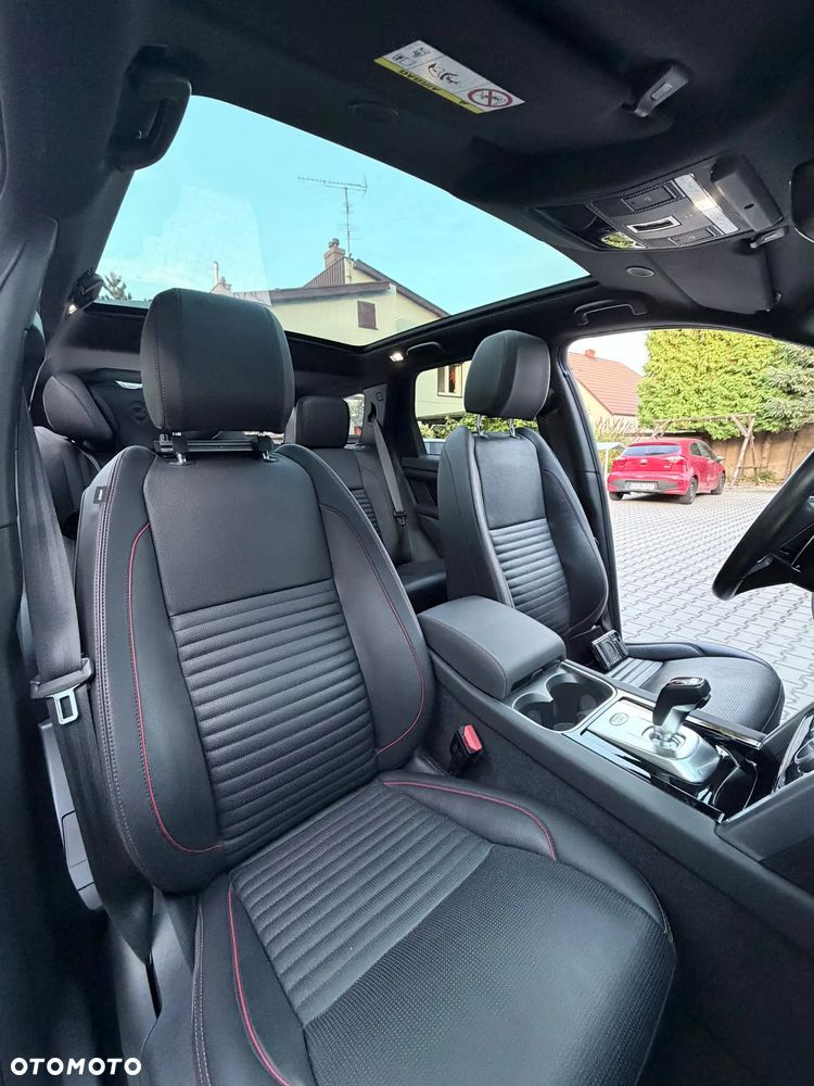 Land Rover Discovery Sport 2.0 D200 mHEV Dynamic SE - 11