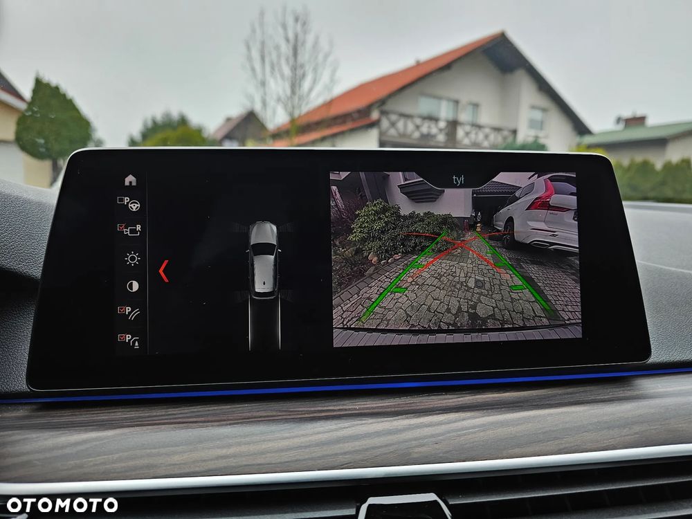 BMW Seria 5 520d M Sport - 18