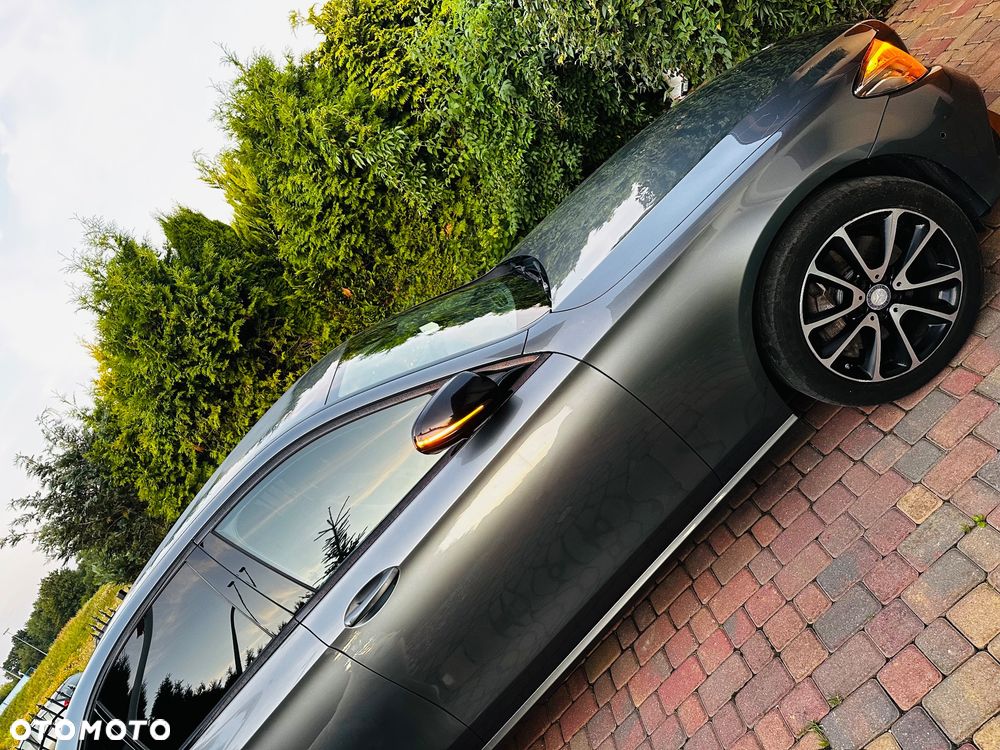 Mercedes-Benz Klasa E 220 d 9G-TRONIC - 14