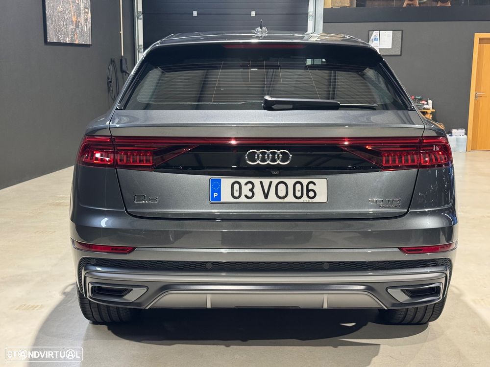 Audi Q8 - 10