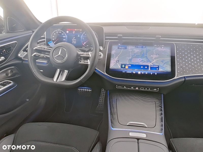 Mercedes-Benz Klasa E 220 d mHEV AMG 9G-Tronic - 6