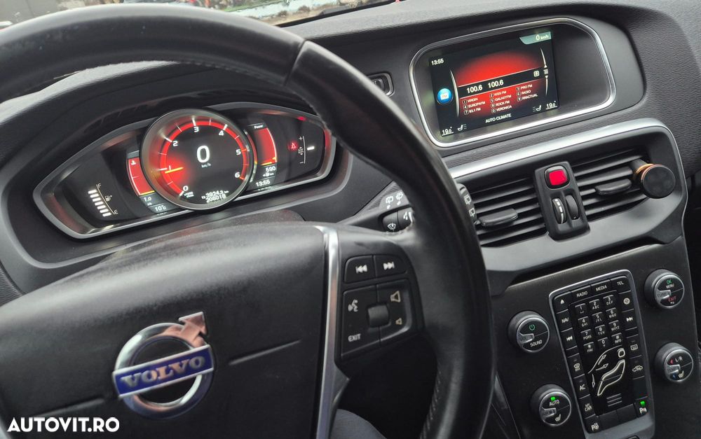 Volvo V40 D4 Summum - 6
