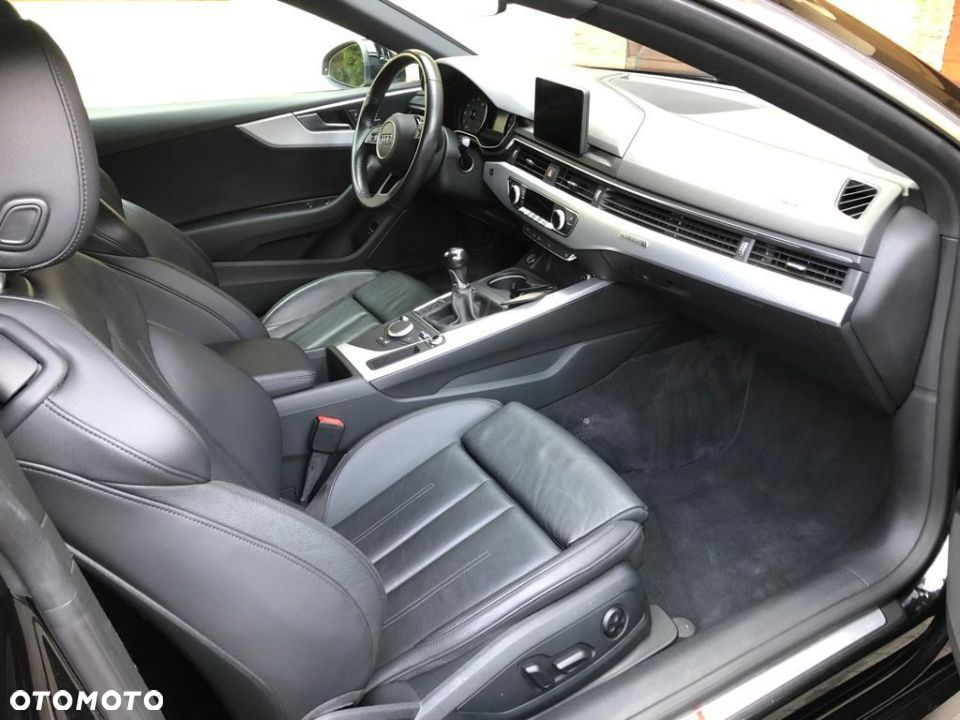Audi A5 Coupe 2.0 TFSI quattro - 11