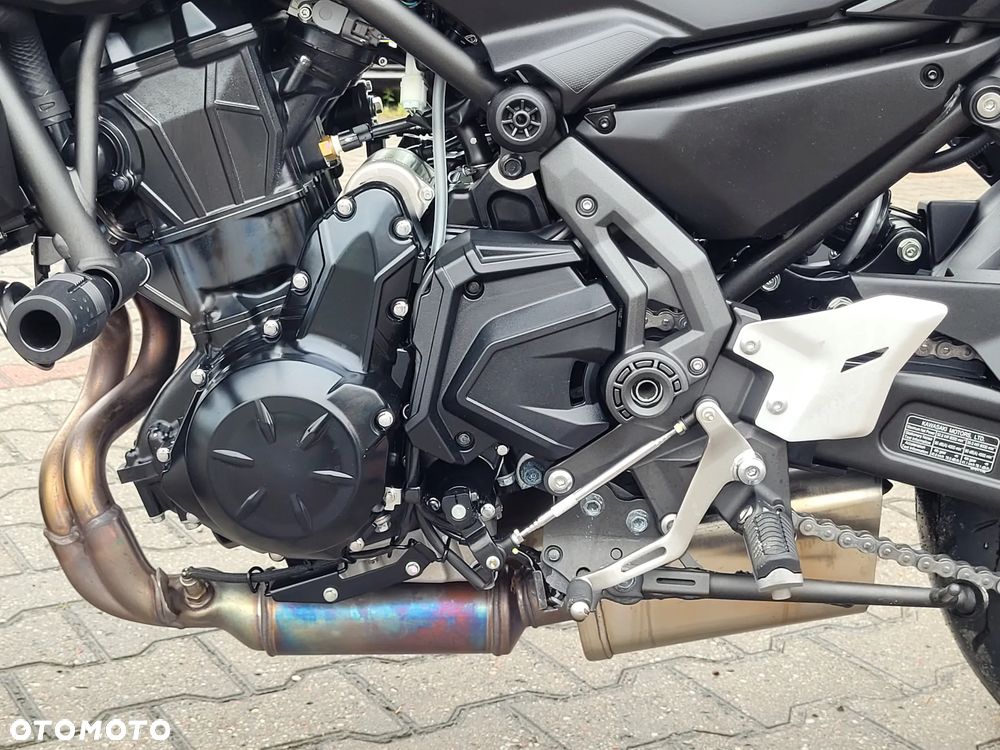Kawasaki Z 650 - 18