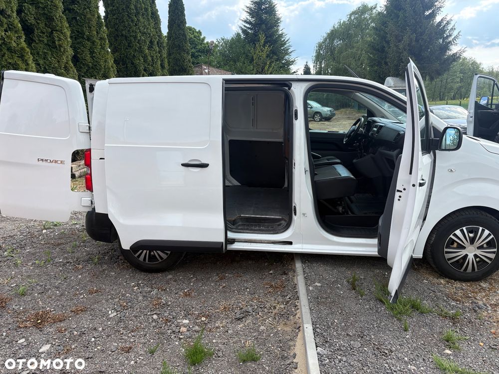 Toyota Proace - 10