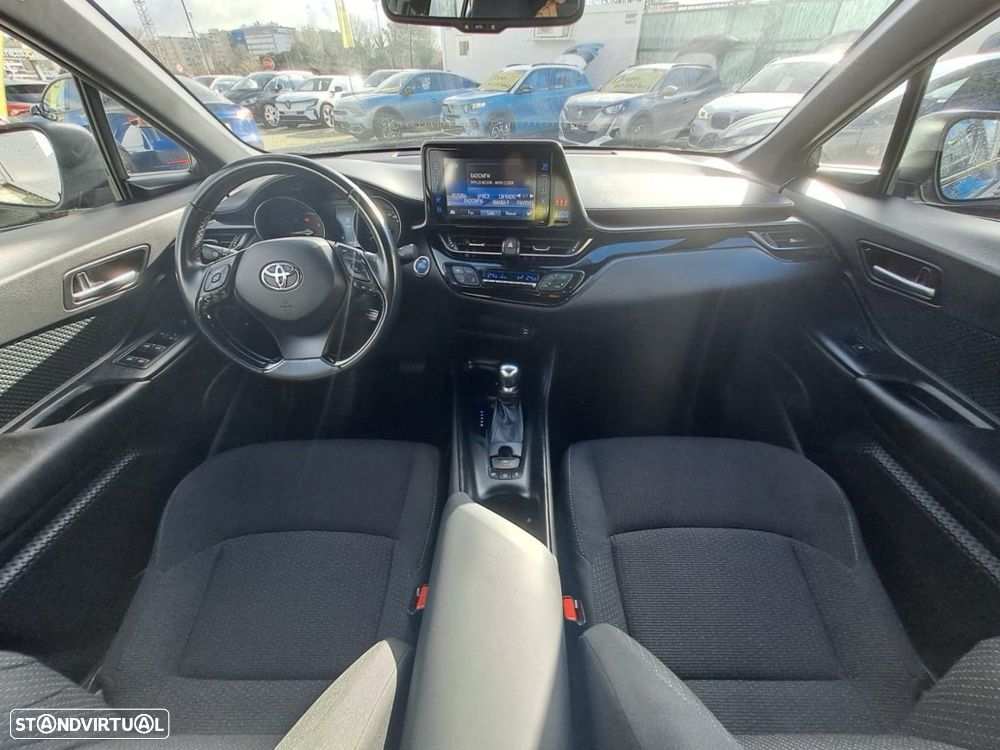 Toyota C-HR 1.8 HSD Comfort - 11
