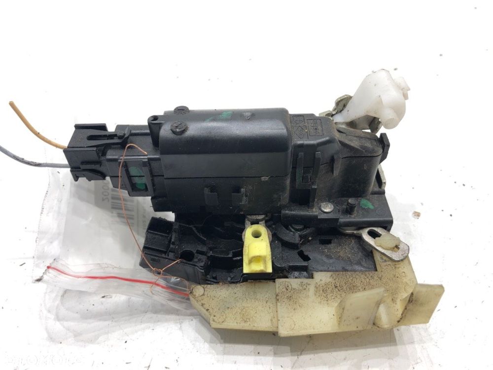 ZAMEK DRZWI LEWY PRZÓD  DACIA LODGY (JS_) 2012 - 2022 1.6 SCe 100 75 kW [102 KM] benzyna 2015 - - 3