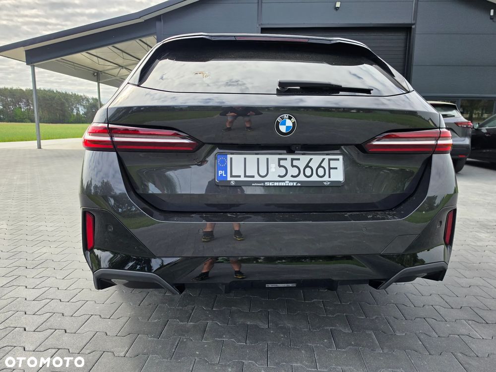 BMW Seria 5 520d xDrive - 13