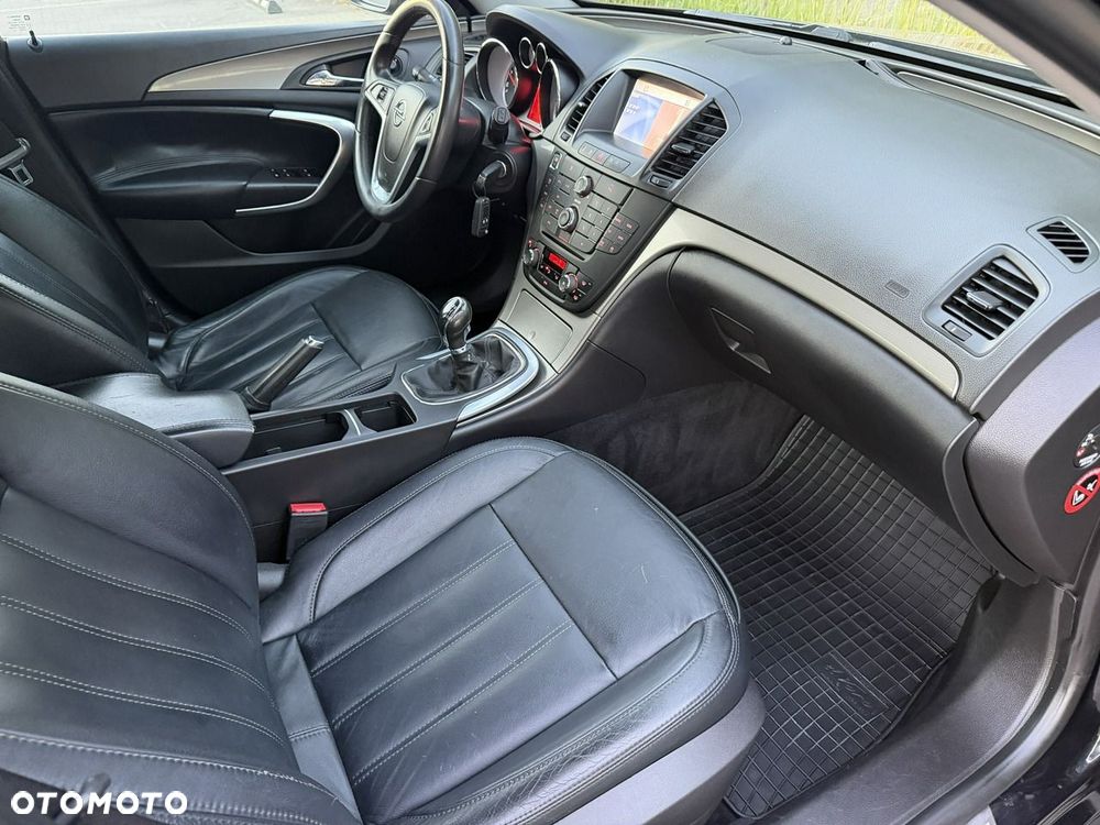 Opel Insignia - 26