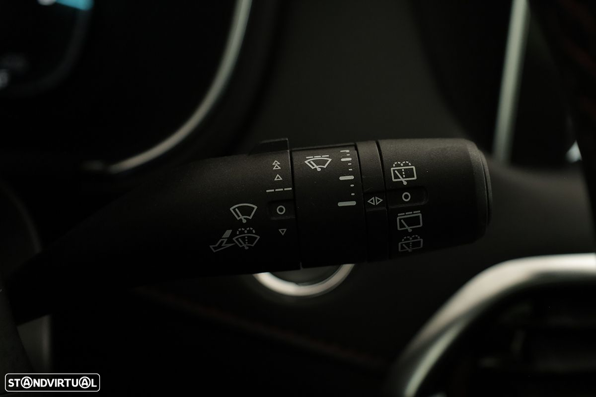 MG EHS 1.5 T-GDI Plug-in Hybrid Luxury - 21