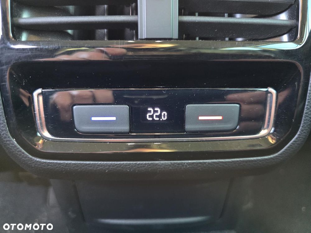 Volkswagen Passat Variant 2.0 TDI BMT 4Mot Highline - 14