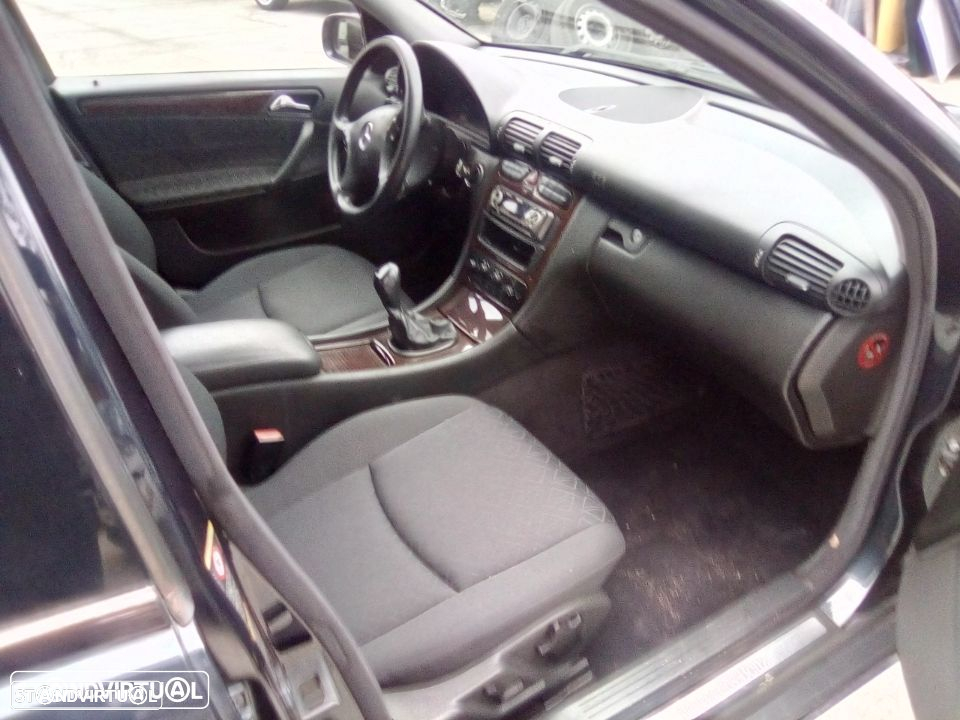 Mercedes C220 CDI 2005 150 CV - 6