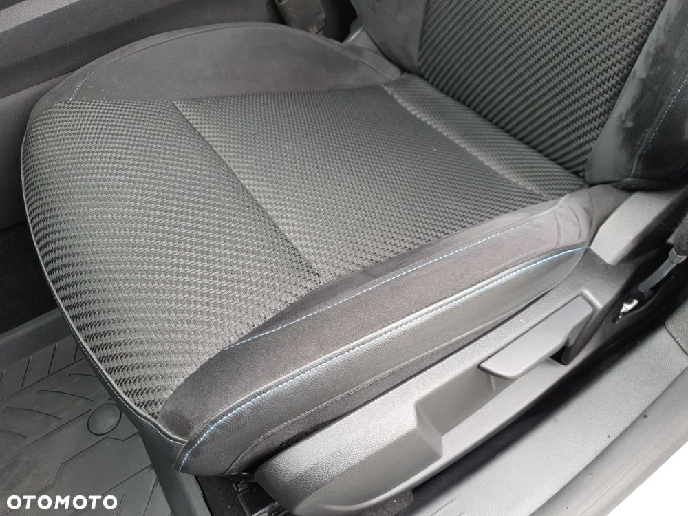 Renault Austral 1.3 TCe mHEV Iconic esprit Alpine - 16