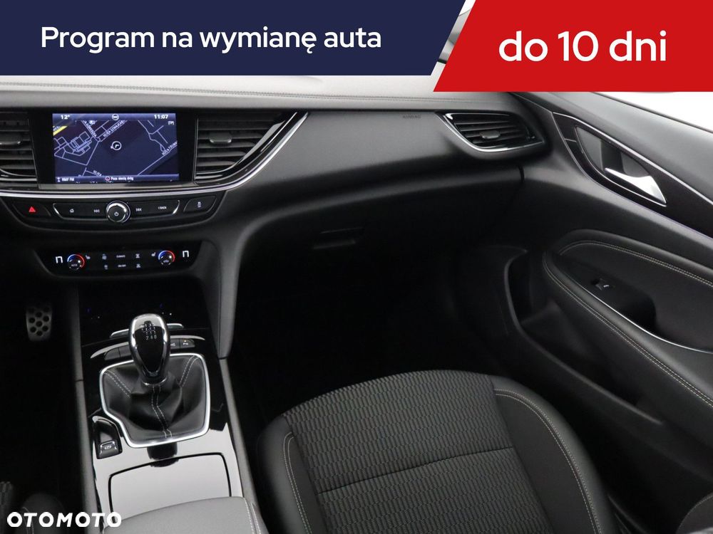 Opel Insignia - 10