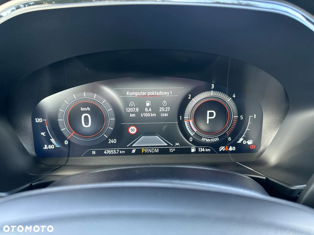 Ford Kuga - 24