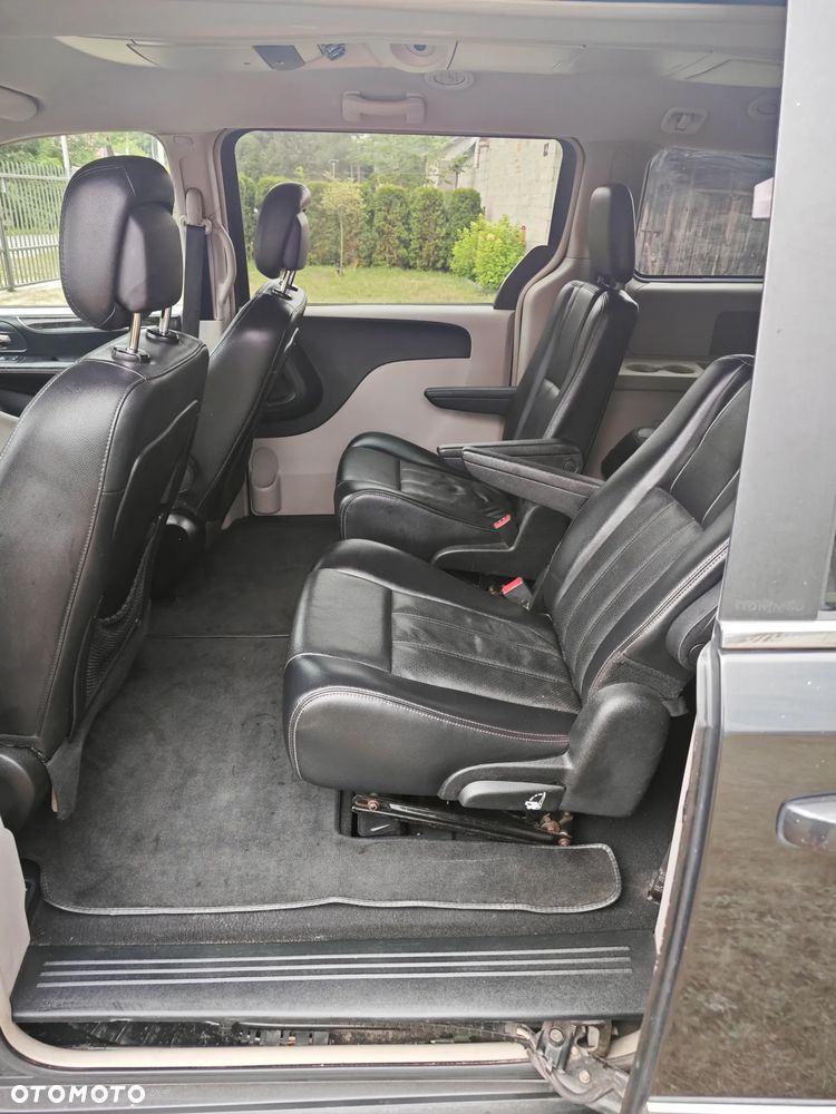 Chrysler Town & Country 3.6 Touring - 19