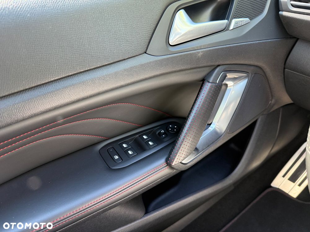 Peugeot 308 GTi by Sport - 21