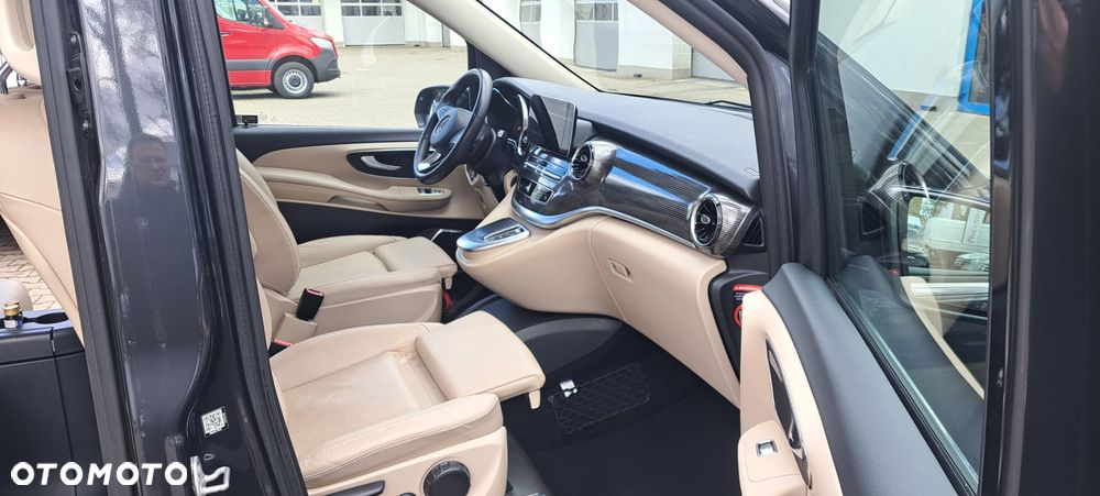 Mercedes-Benz Klasa V 300 d 4-Matic Avantgarde 9G-Tronic (d³ugi) - 3