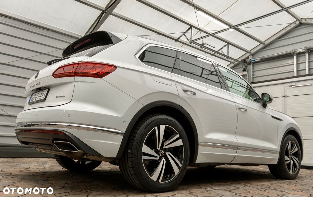 Volkswagen Touareg 3.0 V6 TFSI Plug-In Hybrid 4Mot Elegance - 5
