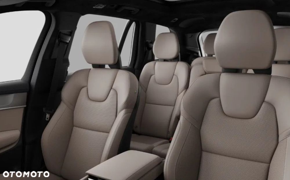 Volvo XC 90 T8 AWD Plug-In Hybrid Ultra Dark 7os - 6
