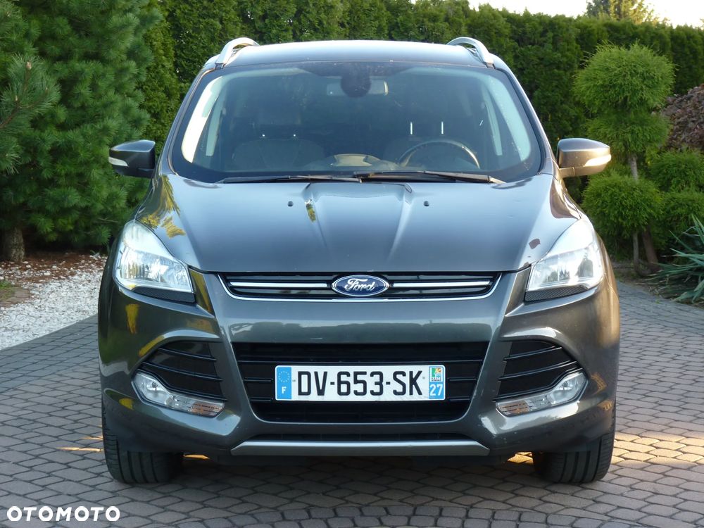 Ford Kuga 2.0 TDCi 2x4 Titanium - 2