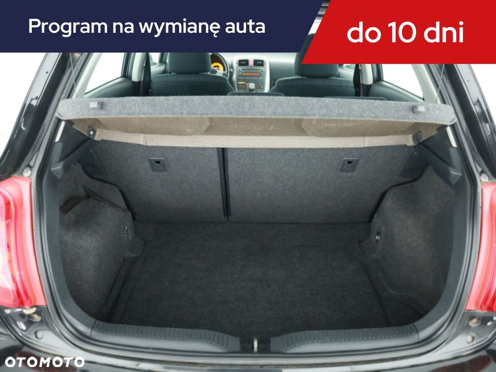 Toyota Auris - 22