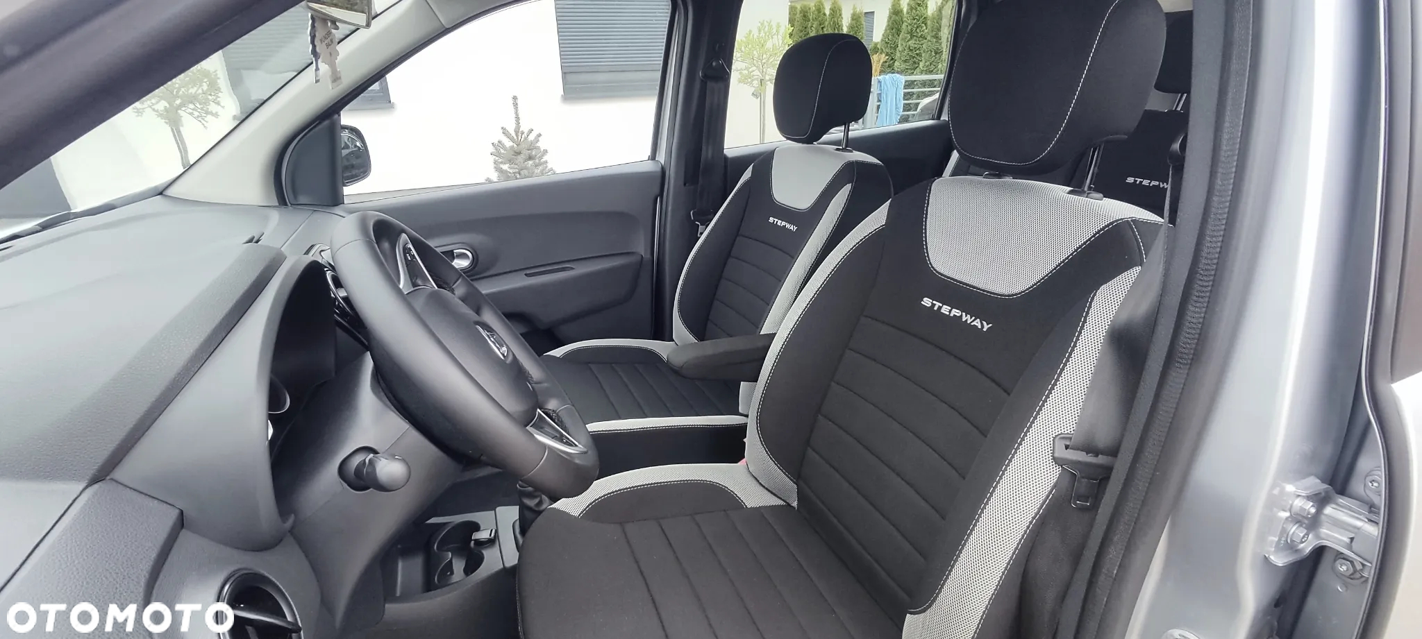 Dacia Lodgy 1.5 Blue dCi Stepway S&S - 8