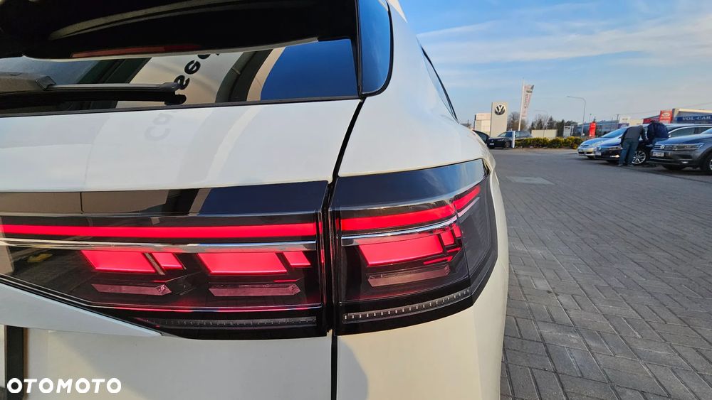 Volkswagen Passat - 14