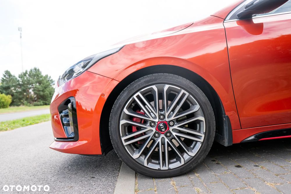 Kia ProCeed 1.6 T-GDI GT DCT - 9