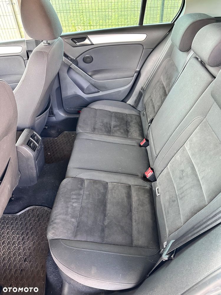 Volkswagen Golf 2.0 TDI Highline - 34